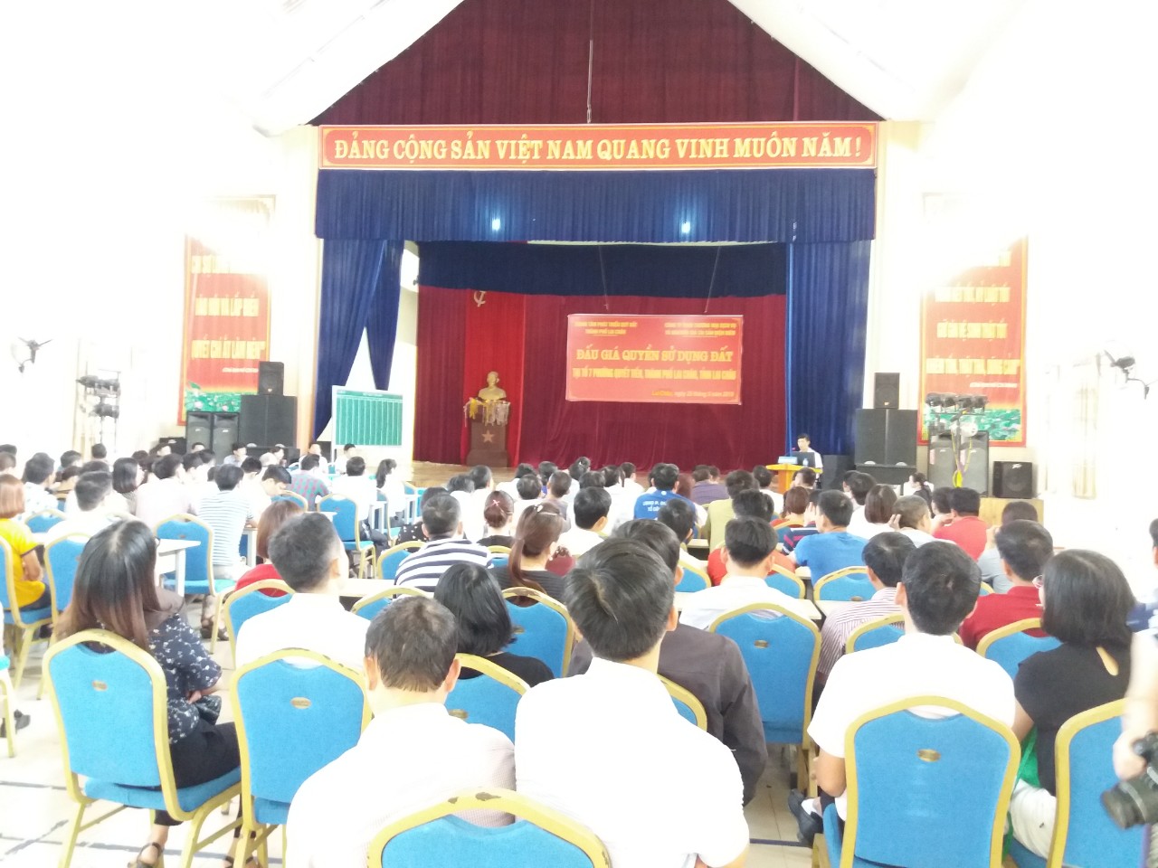 648886614c48ac16f559